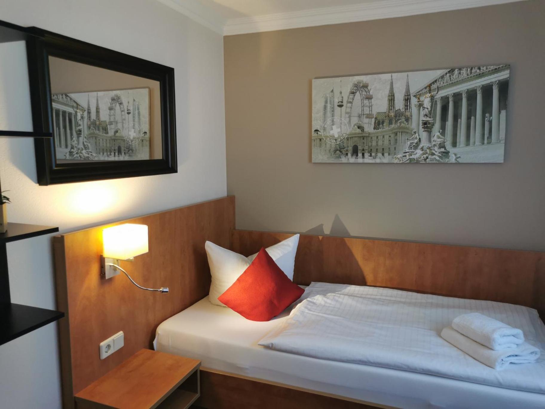 Cityhotel Bernburg Extérieur photo
